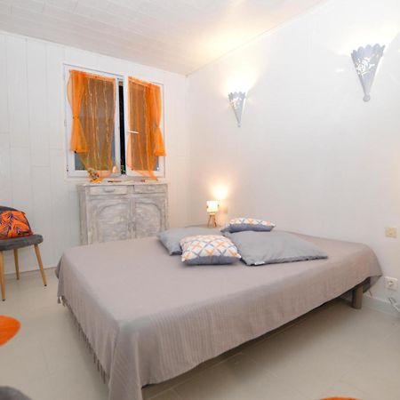 Cozy Apartment In Propriano With Kitchen Zewnętrze zdjęcie
